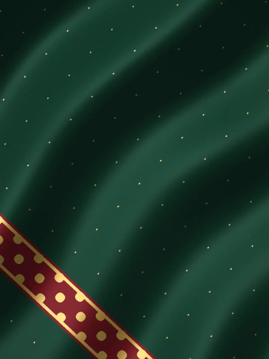 Vasundhara: deep green korvai kanjivaram with a heavy zari pallu, drape