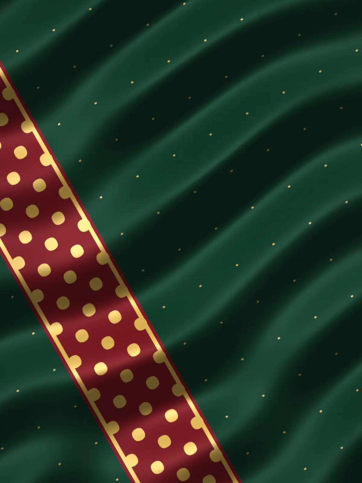 Vasundhara: deep green korvai kanjivaram with a heavy zari pallu, border detail